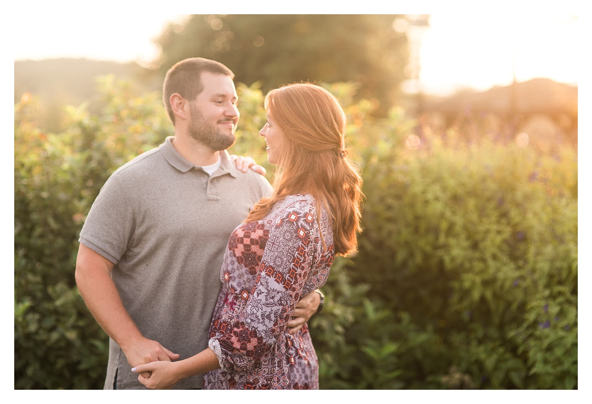 Sunflower Engagement Pictures