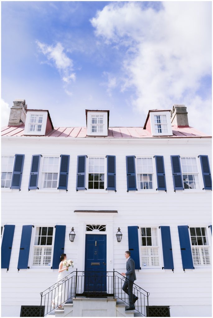 Bride and groom portraits in historic downtown Charleston  | Charleston Wedding Photographer 