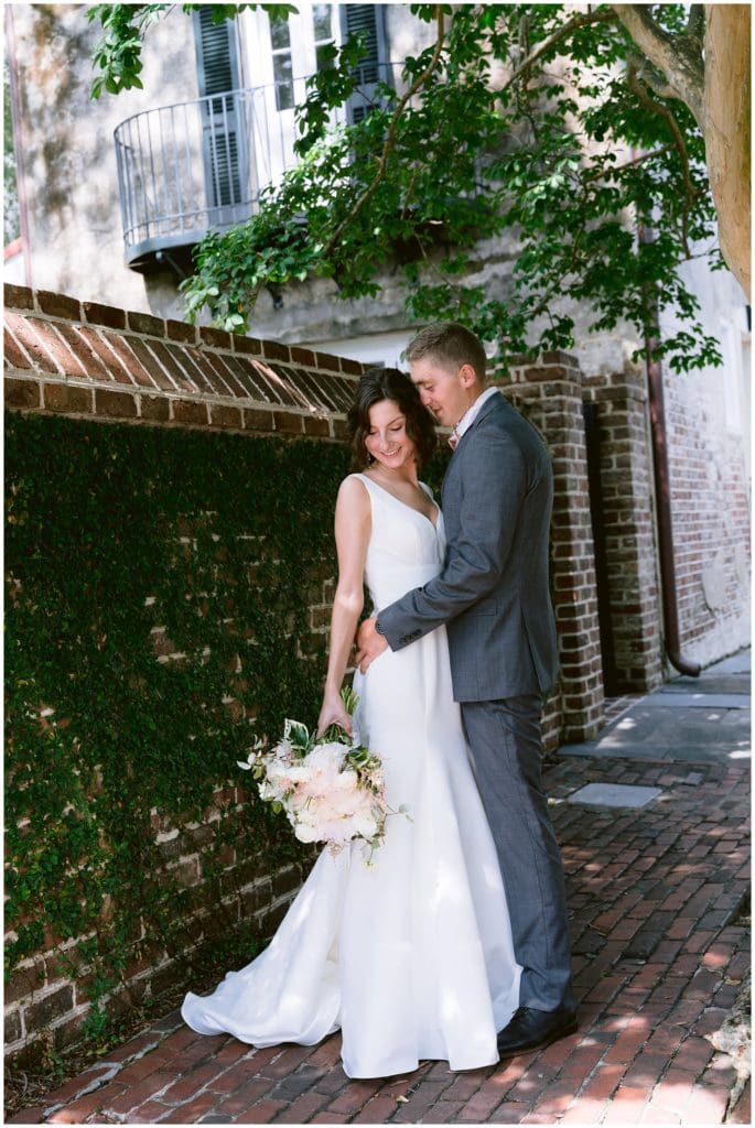 Bride and groom portraits in historic downtown Charleston  | Charleston Wedding Photographer 