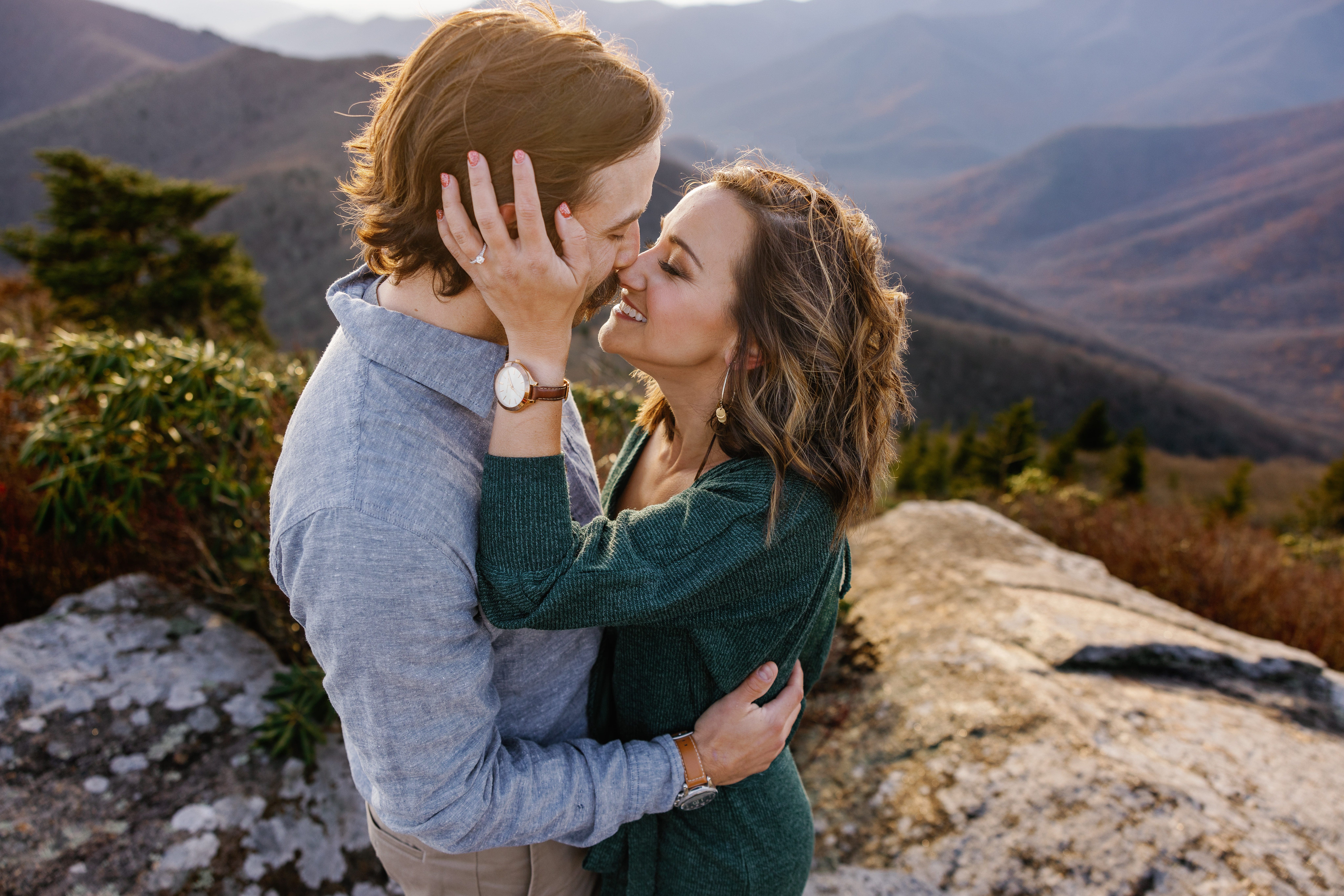Tips for Blue Ridge Parkway engagement photos in Asheville | Kathy Beaver Photography
