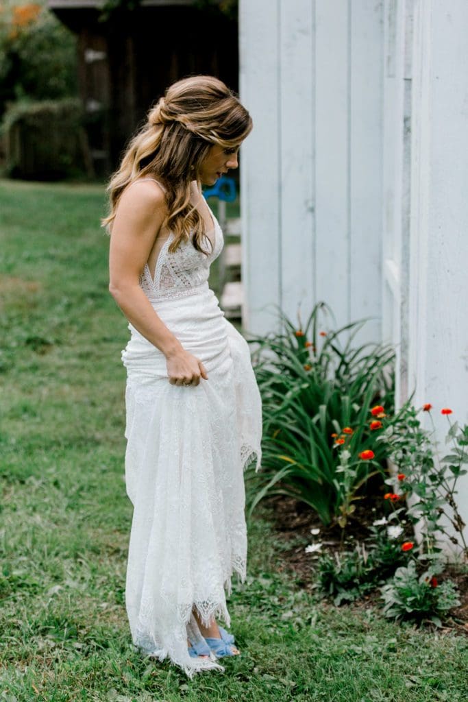 The bride walks up to her first look | Kathy Beaver Photography | Asheville Wedding Photographer