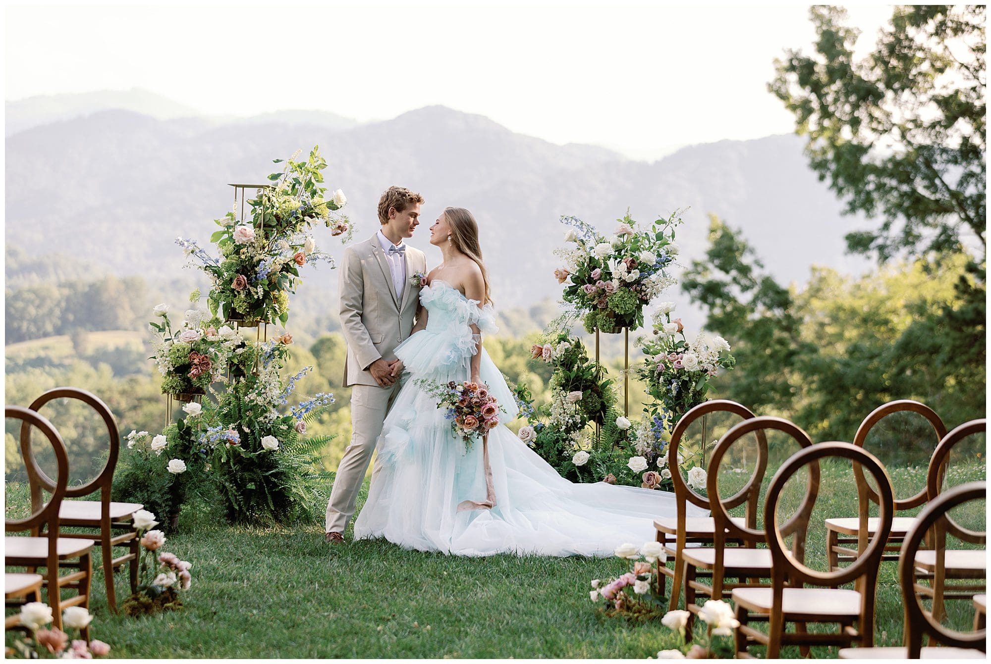 A Parisian-inspired summer wedding at The Ridge with mountains in the background.