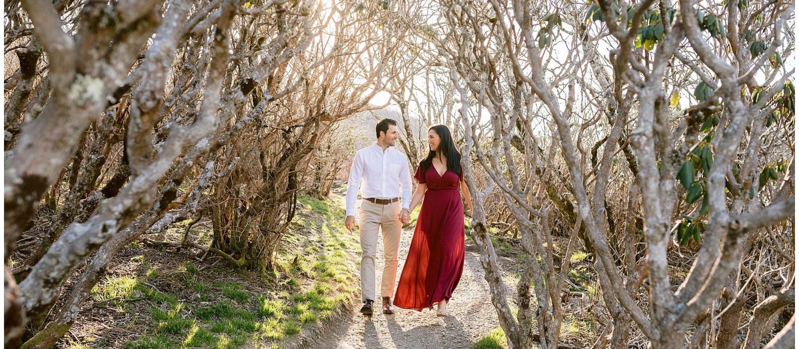 Craggy gardens engagement photos in Asheville | Kathy Beaver Photography